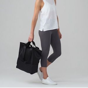 Lululemon Hot Mesh Tote
